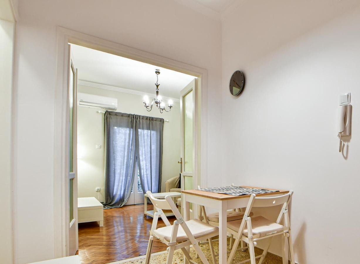 Thiras Lovely Apartment By Zain Ateny Zewnętrze zdjęcie