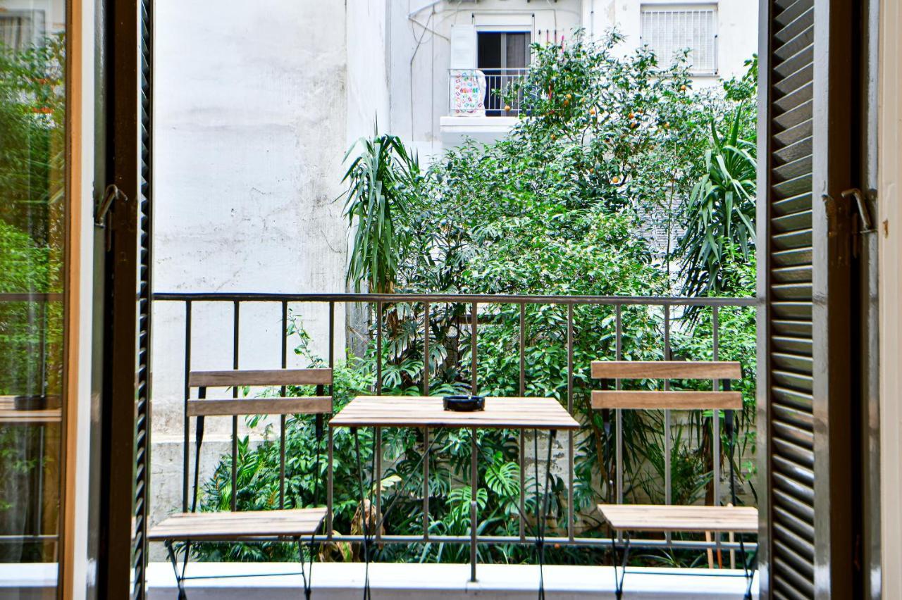 Thiras Lovely Apartment By Zain Ateny Zewnętrze zdjęcie