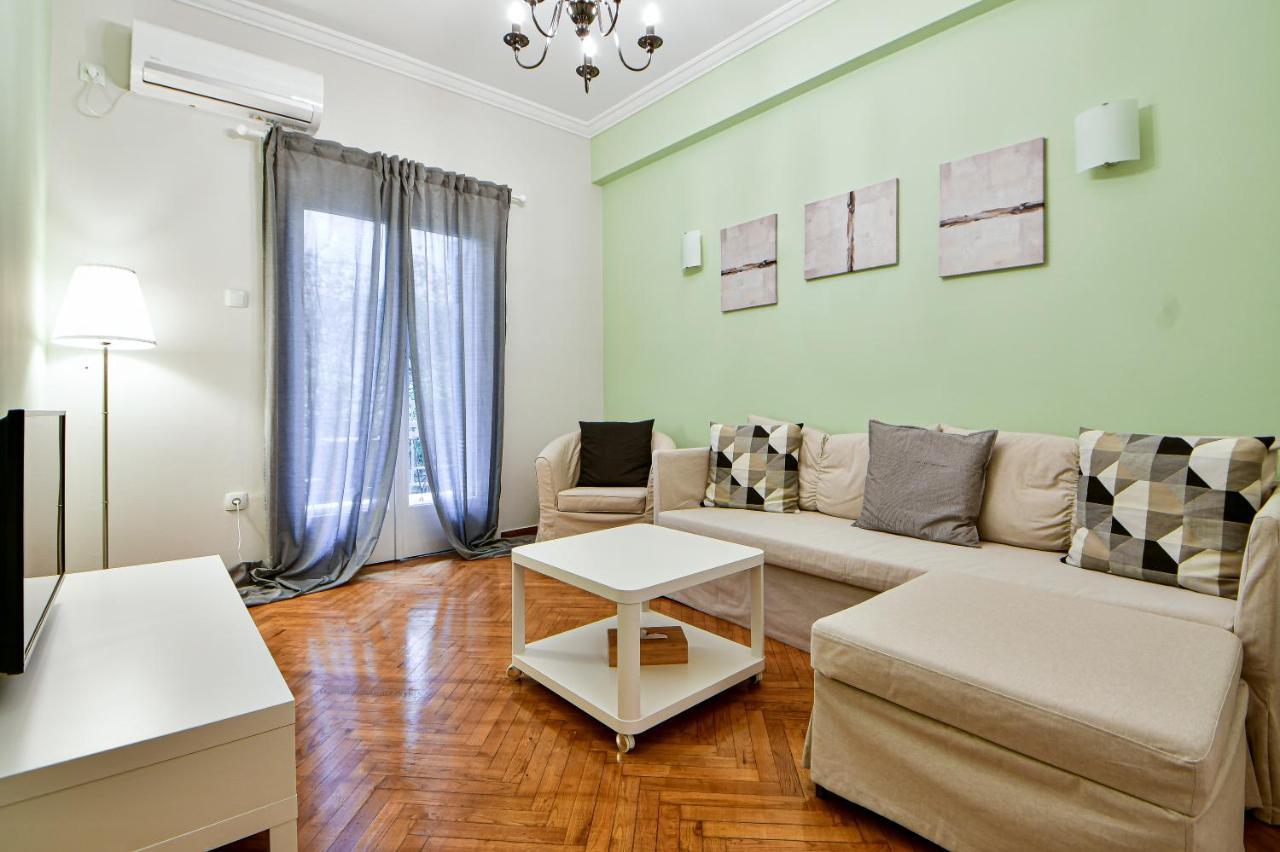 Thiras Lovely Apartment By Zain Ateny Zewnętrze zdjęcie