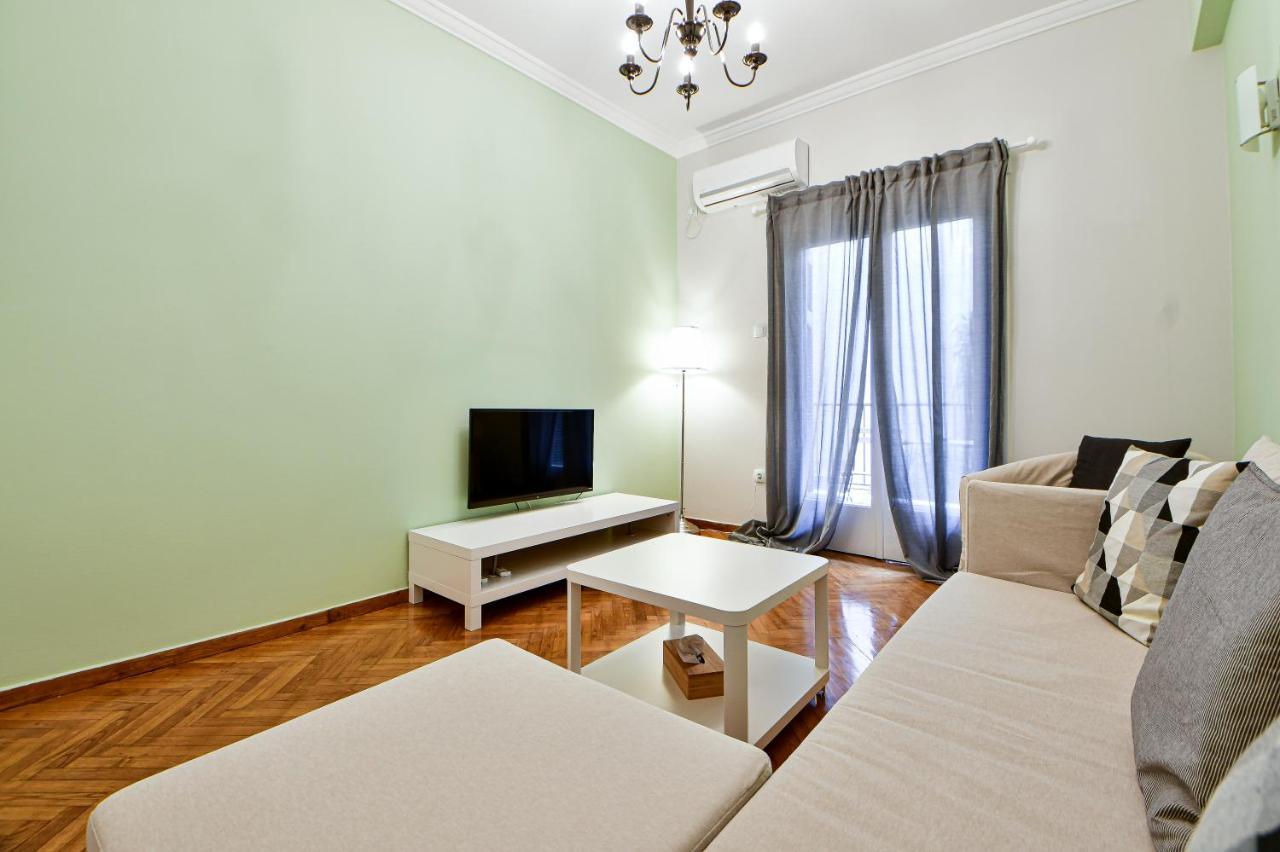 Thiras Lovely Apartment By Zain Ateny Zewnętrze zdjęcie