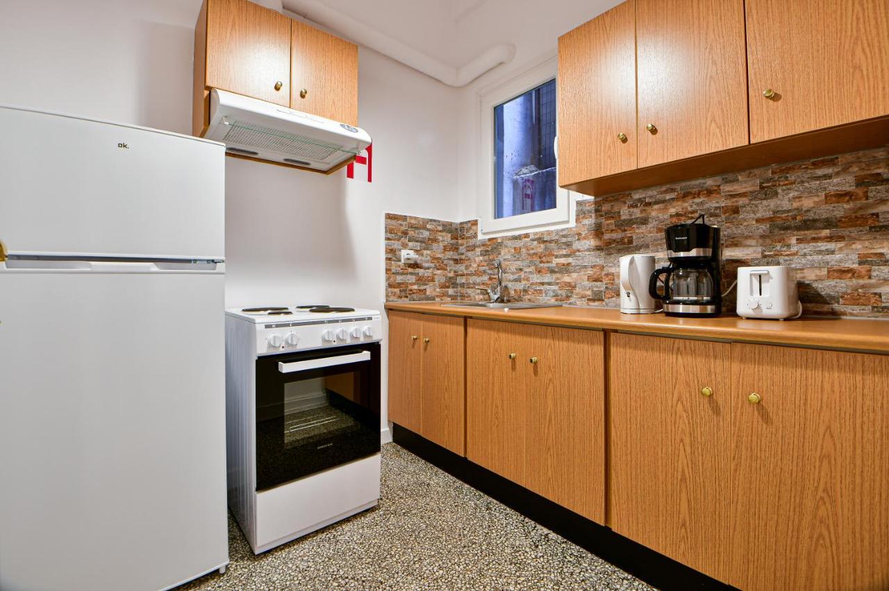 Thiras Lovely Apartment By Zain Ateny Zewnętrze zdjęcie